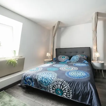 Les D'hotes Chez Alisa Et Daniel Bed & Breakfast *