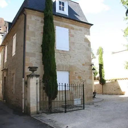 Les D'hotes Chez Alisa Et Daniel فندق مبيت وإفطار 3*