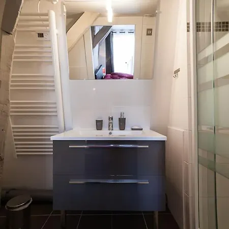 Les D'hotes Chez Alisa Et Daniel Bed & Breakfast