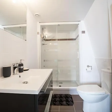 Les D'hotes Chez Alisa Et Daniel فندق مبيت وإفطار سارلا لا كانيدا