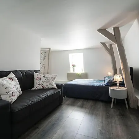 Les D'hotes Chez Alisa Et Daniel فندق مبيت وإفطار سارلا لا كانيدا