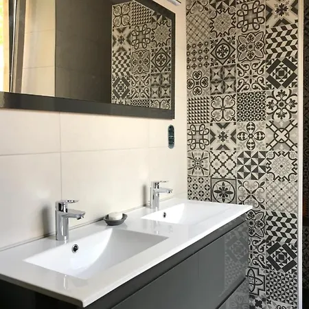 Les D'hotes Chez Alisa Et Daniel 3* سارلا لا كانيدا