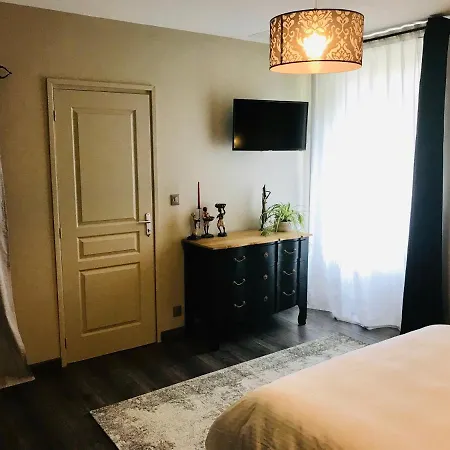 Les D'hotes Chez Alisa Et Daniel فندق مبيت وإفطار سارلا لا كانيدا