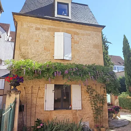 Bed and Breakfast Les D'hotes Chez Alisa Et Daniel Sarlat-la-Caneda