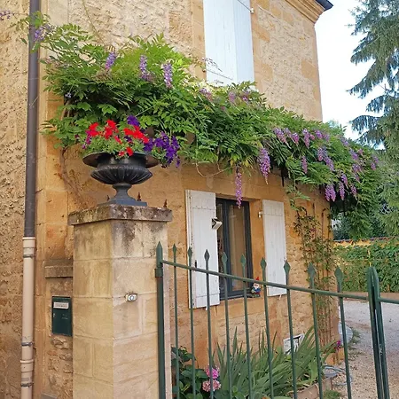 Bed & Breakfast Les D'hotes Chez Alisa Et Daniel *
