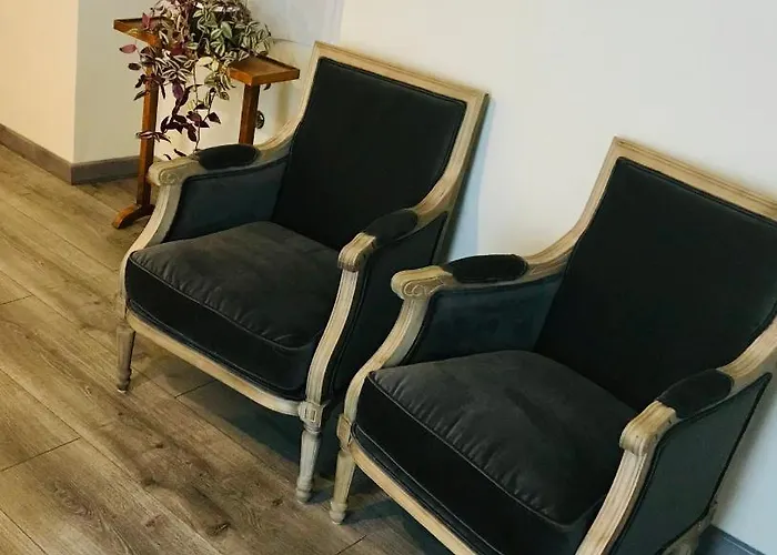 Les D'hotes Chez Alisa Et Daniel Bed and Breakfast 3*